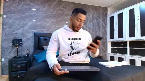 zanemaverick online show from February 2026 11:44:02 AM