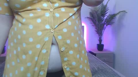 zannadreil online show from September 2025 06:18:02 PM