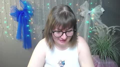 zannadreil online show from November 2025 07:10:01 PM