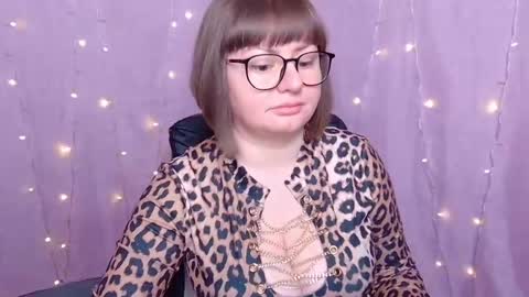 zannadreil online show from February 2026 07:04:01 AM