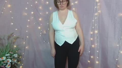 zannadreil online show from April 2026 02:51:02 AM