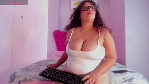Snapshot of zara_holly_ chatting on July 2026 07:04:01 PM Zara online show from July 2026 07:04:01 PM