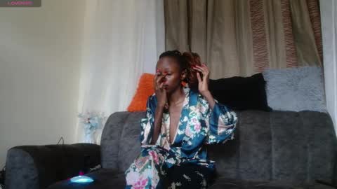 nicky online show from October 2025 10:12:01 AM