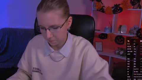 ur kitten 3 online show from November 2025 07:49:02 PM