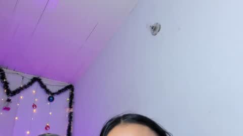 Zara . online show from December 2024 09:19:01 PM