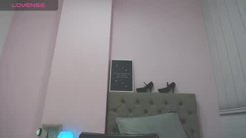 Zarah  online show from December 2024 04:47:01 PM