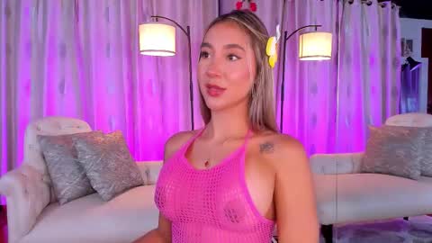 Snapshot of zarajener chatting on March 2026 08:37:01 PM online show from March 2026 08:37:01 PM