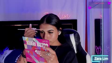 Zara Lim  online show from October 2025 09:59:01 PM