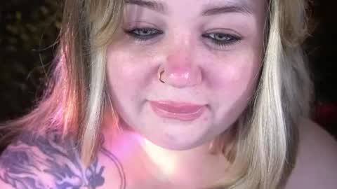 Lola online show from July 2026 08:01:02 PM