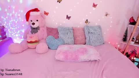 Snapshot of zaratorres_ chatting on December 2024 04:46:02 PM Zara online show from December 2024 04:46:02 PM