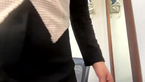 zarayaa_v online show from January 2026 11:42:02 PM