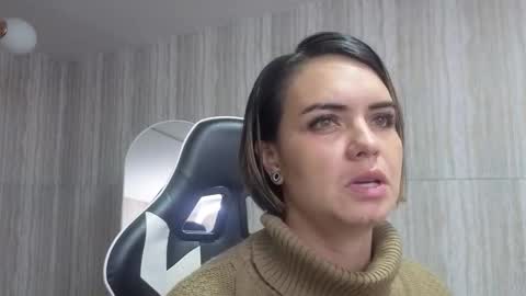 Snapshot of zarcasutra_t chatting on February 2026 12:44:02 PM Isabella online show from February 2026 12:44:02 PM