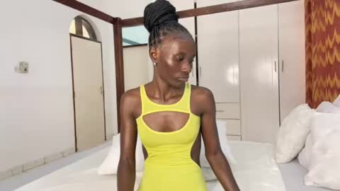 zaria_amara online show from August 2026 12:18:01 PM