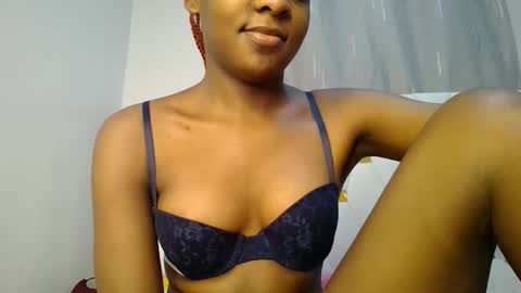 Snapshot of zariah011 chatting on June 2026 09:50:02 PM zariah online show from June 2026 09:50:02 PM
