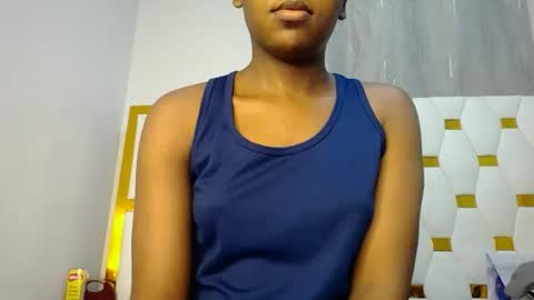 Snapshot of zariah011 chatting on June 2026 09:25:01 PM zariah online show from June 2026 09:25:01 PM