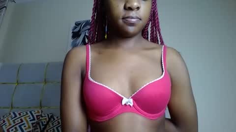 Snapshot of zariah011 chatting on July 2026 09:49:02 PM zariah online show from July 2026 09:49:02 PM