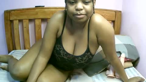 Snapshot of zariamonet chatting on June 2026 08:02:01 PM zariamonet online show from June 2026 08:02:01 PM