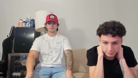 Snapshot of zaylanez chatting on February 2025 10:01:01 PM Zay lanez online show from February 2025 10:01:01 PM