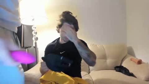 Snapshot of zaylanez chatting on March 2025 04:46:01 AM Zay lanez online show from March 2025 04:46:01 AM