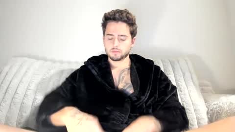 Snapshot of zaylanez chatting on September 2025 05:51:01 AM Zay lanez online show from September 2025 05:51:01 AM