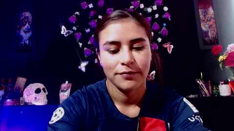 Snapshot of zayra_velisse01 chatting on October 2025 10:29:02 PM zaira velisse01 online show from October 2025 10:29:02 PM