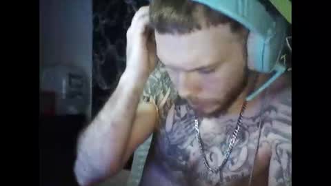 Snapshot of zdaddy9827 chatting on February 2025 01:08:01 AM zdaddy9827 online show from February 2025 01:08:01 AM