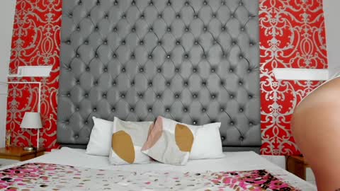 Snapshot of zean_lee chatting on February 2025 02:13:02 PM Karolyne online show from February 2025 02:13:02 PM