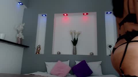 Snapshot of zean_lee chatting on February 2025 05:24:01 PM Karolyne online show from February 2025 05:24:01 PM