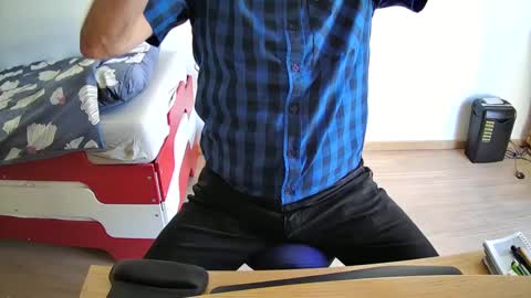 Snapshot of zebulon2023 chatting on March 2025 11:36:02 AM zebulon2023 online show from March 2025 11:36:02 AM