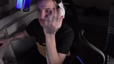 NaughtyOone online show from February 2025 08:00:01 PM