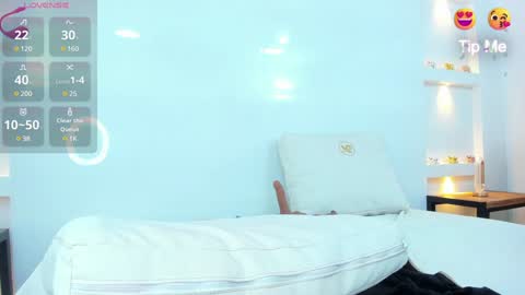 Zenda Evans online show from January 2025 09:44:02 AM