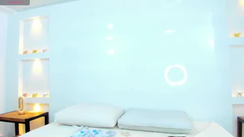 Zenda Evans online show from February 2025 09:41:01 AM