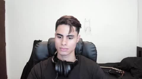 zenzhu online show from December 2025 11:11:01 PM