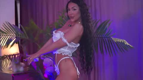 Zenyda online show from January 2026 01:59:01 PM