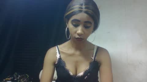 zeolineess online show from October 2025 03:57:02 PM