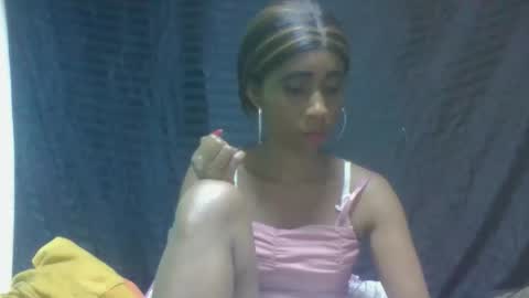 zeolineess online show from November 2025 03:25:02 PM