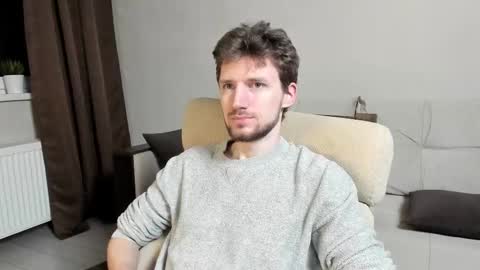 Andrew online show from December 2025 05:45:02 AM