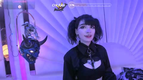    online show from December 2024 04:32:02 PM