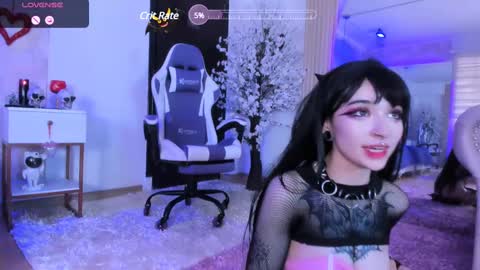    online show from February 2025 08:22:01 PM