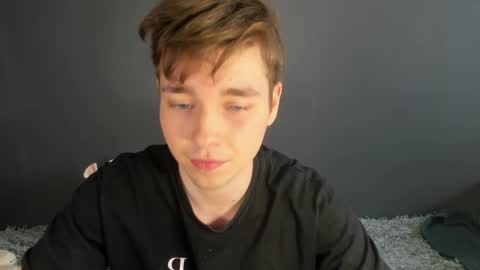 Snapshot of zeriixx chatting on April 2026 03:26:01 AM Ethan online show from April 2026 03:26:01 AM