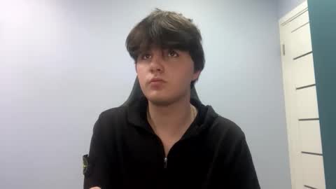 Snapshot of zeroflux_ chatting on December 2025 08:25:02 PM Arthur online show from December 2025 08:25:02 PM