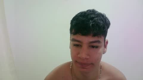 zeus_183 online show from December 2025 09:18:01 AM