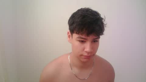zeus_183 online show from June 2026 01:42:02 PM