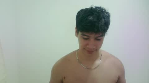 zeus_183 online show from June 2026 05:46:02 AM