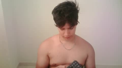 zeus_183 online show from July 2026 08:44:01 PM