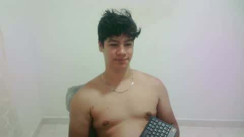 zeus_183 online show from July 2026 10:29:01 AM