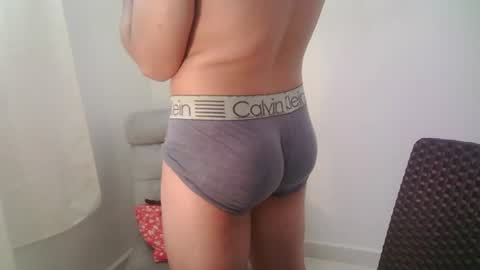 zeus_183 online show from July 2026 01:54:02 PM