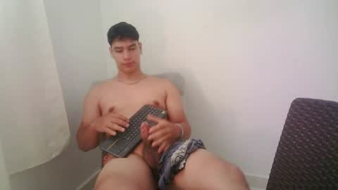 zeus_183 online show from July 2026 02:35:02 PM