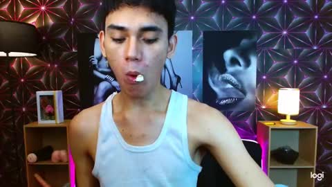 zavier skinny asian online show from March 2025 12:07:01 AM