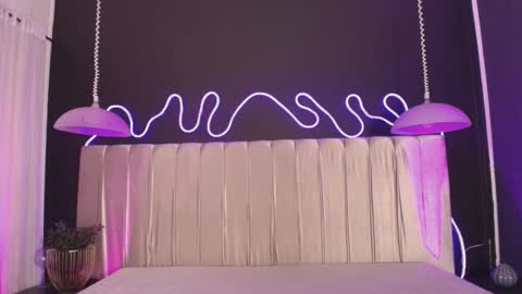 zhally_dee online show from March 2026 07:31:02 PM